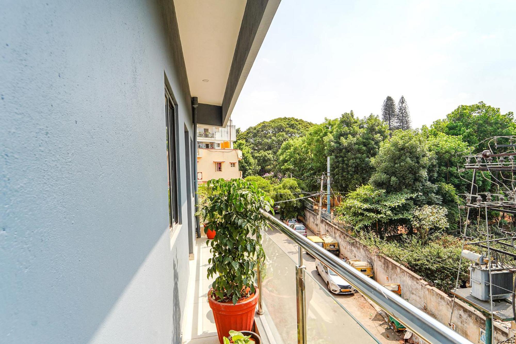 Fabhotel Metro Suites - Nr Esi Hospital Bangalore Exterior foto